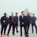artist image Marron 5 Animals V (Deluxe)